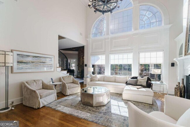 Foto del edificio - 3245 Town Manor Cir