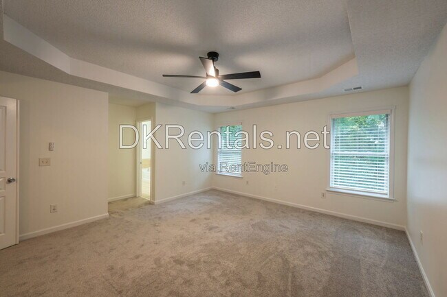 Foto del edificio - 54 Darbys Run Ct