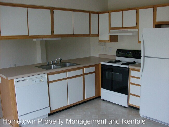 Building Photo - 2 br, 2.5 bath House - 347 Winners Circle N