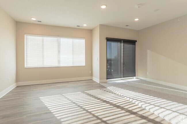 Estudio - 515SF - The Mill