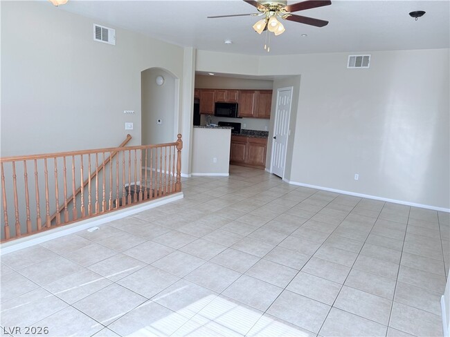 Building Photo - 5855 Valley Dr