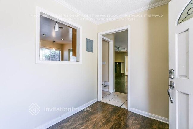 Building Photo - 7318 Zelzah Ave