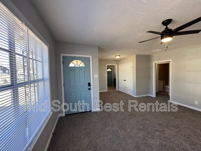 Building Photo - 2977 Carrington Rd