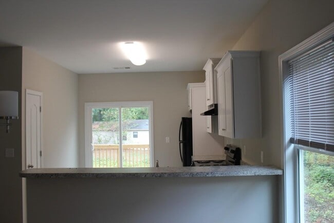 Foto del edificio - 4301 Chads Park Dr