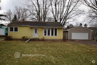 Building Photo - 482 Eldridge Ave W