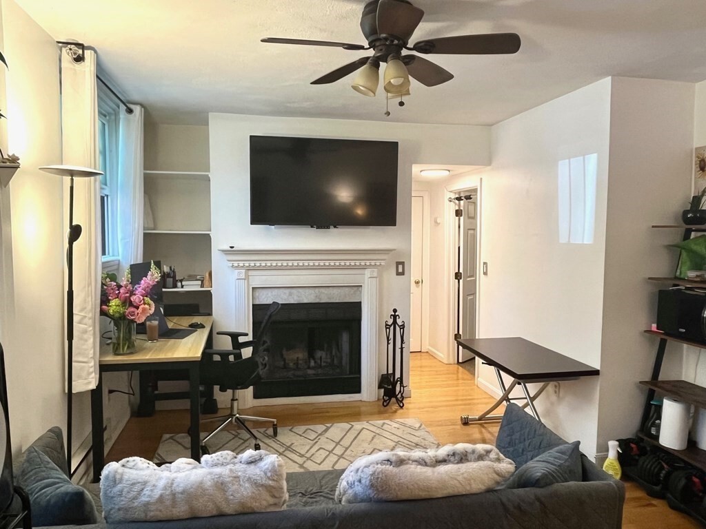 Foto principal - 84 W Concord St