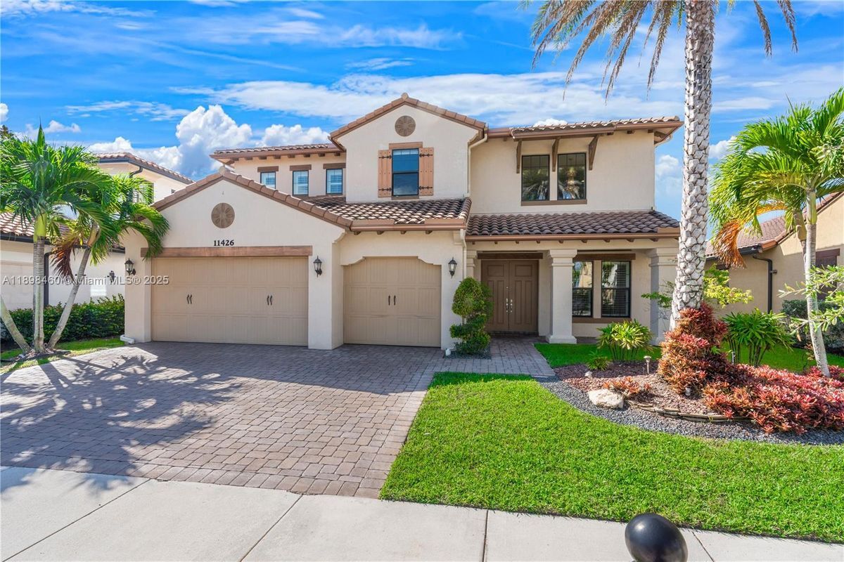 Foto principal - 11426 NW 81st Pl