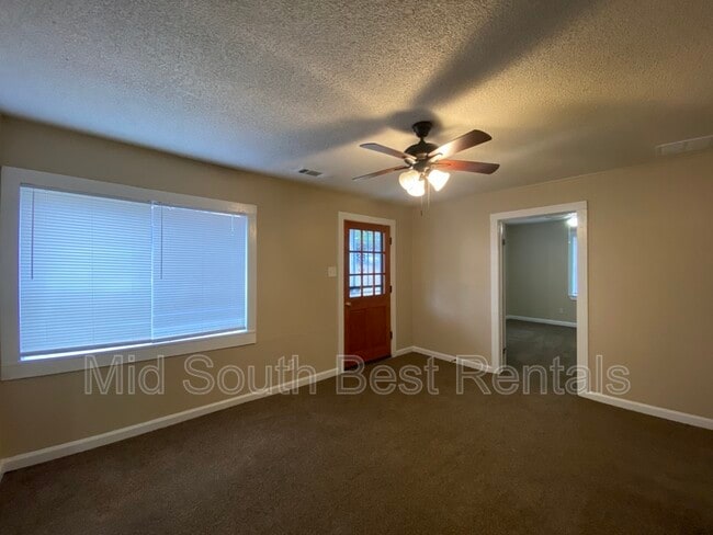 Building Photo - 133 Pickett Rd