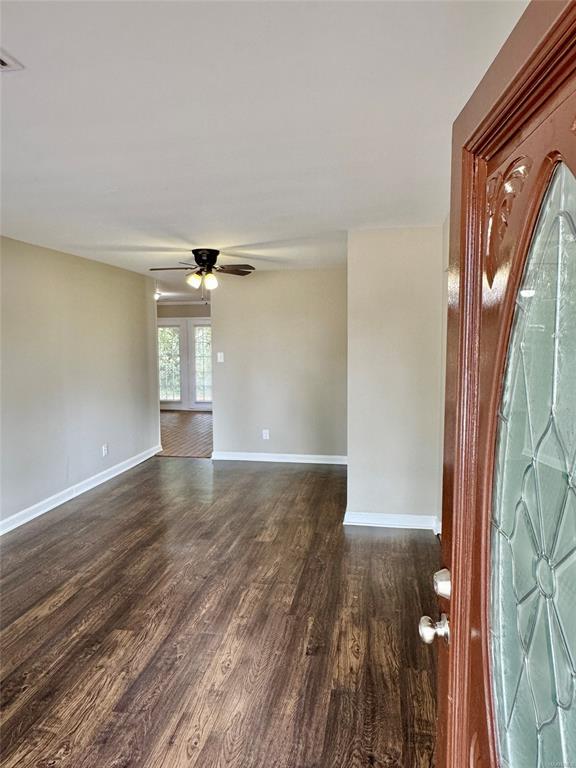 Building Photo - 114 Till Ct