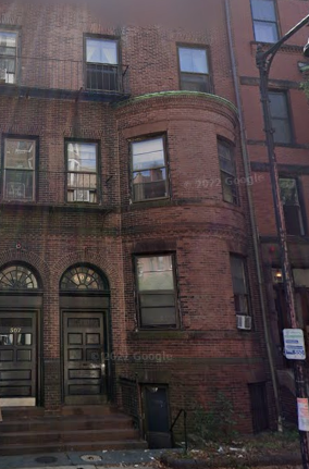 Building Photo - 509 Beacon St