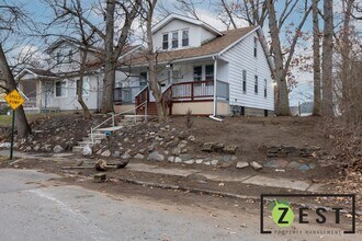 Building Photo - 20017 Monica St