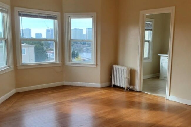 #305 Lake View Studio - Mira Lago Apartments
