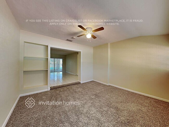Building Photo - 3820 S Lake Terrace