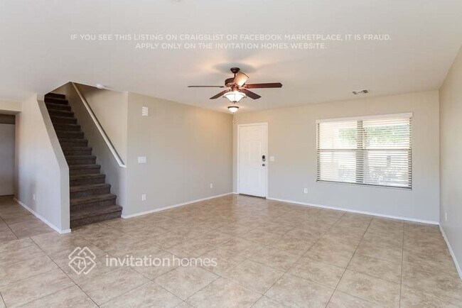 Foto del edificio - 2066 E Spruce Dr