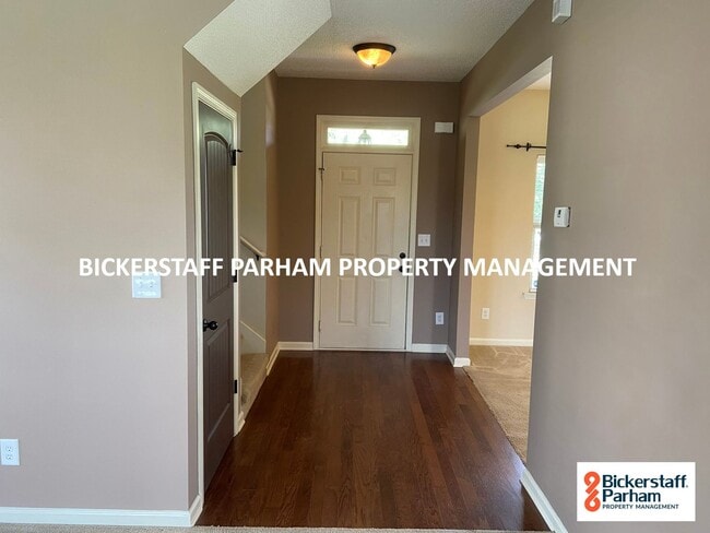 Building Photo - Spacious 2-Story Home with Open Floor Plan