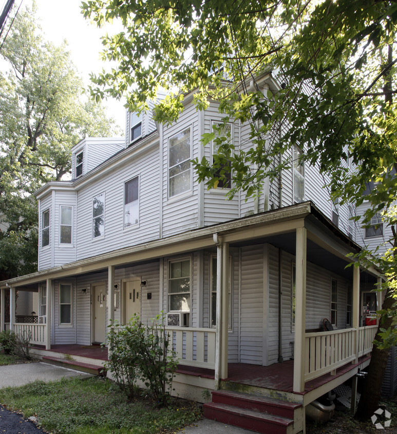 Building Photo - 324-326 Granite St