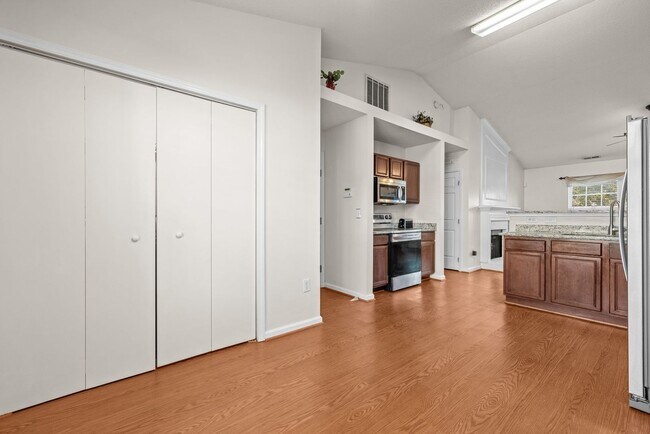 Building Photo - 4109 Fawn Glen Dr