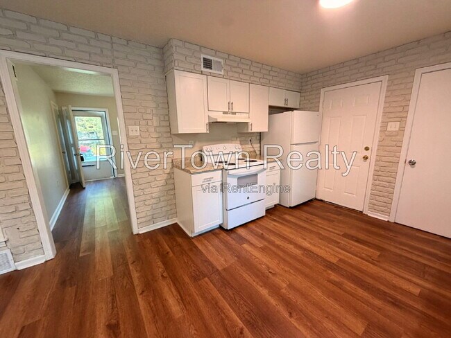 Foto del edificio - 3347 Elk Point Dr