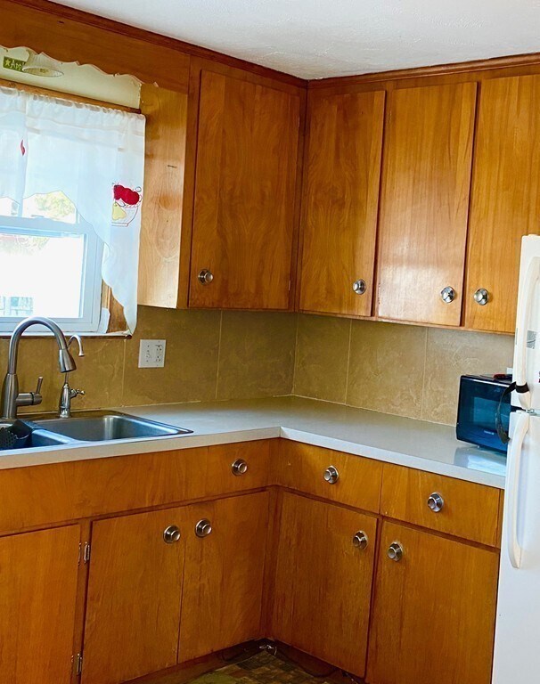 Foto del edificio - 16 Oakdale St