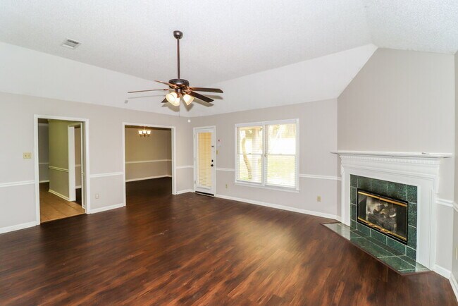 Building Photo - 482 Sanga Cir W