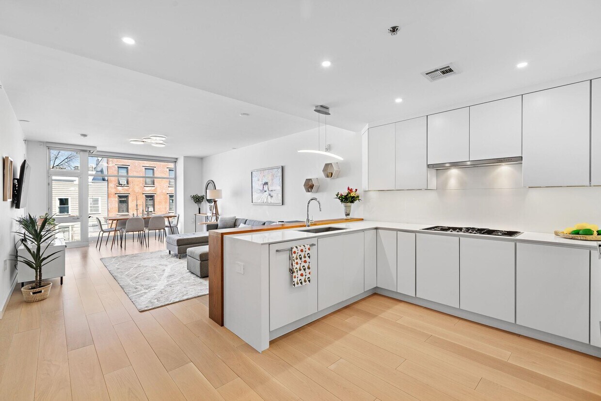 Foto principal - 323 4th St