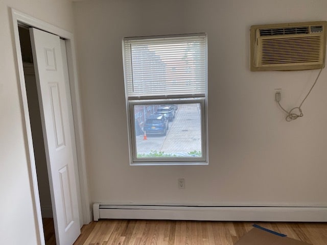 Master Bed Room - 17205 Highland Ave