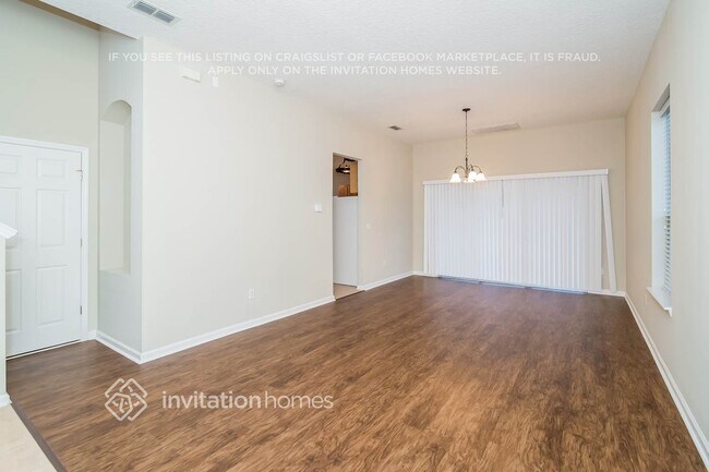 Building Photo - 2144 Geneve St