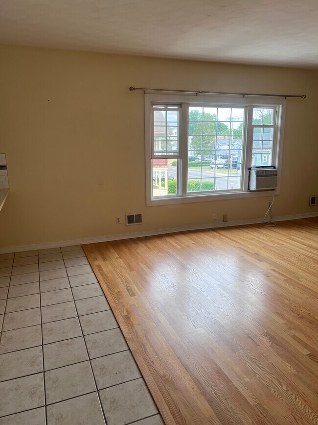 sala de estar - 929 Avery Ave