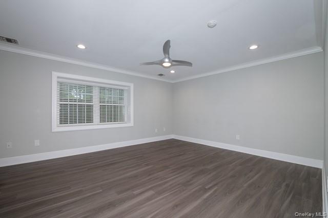 Foto del edificio - 116 Smithtown Blvd