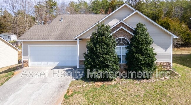 Photo - 506 Drakewood Dr House