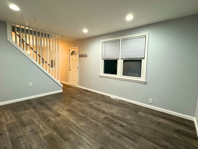 Building Photo - 2909 Duncan Ln