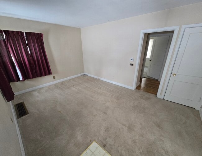 Building Photo - 2007 46th St