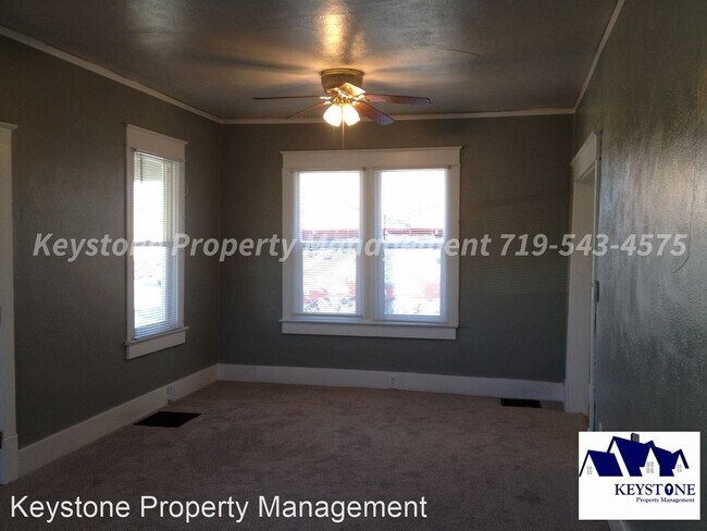 Building Photo - 2 br, 1 bath House - 1418 Summit Ave.