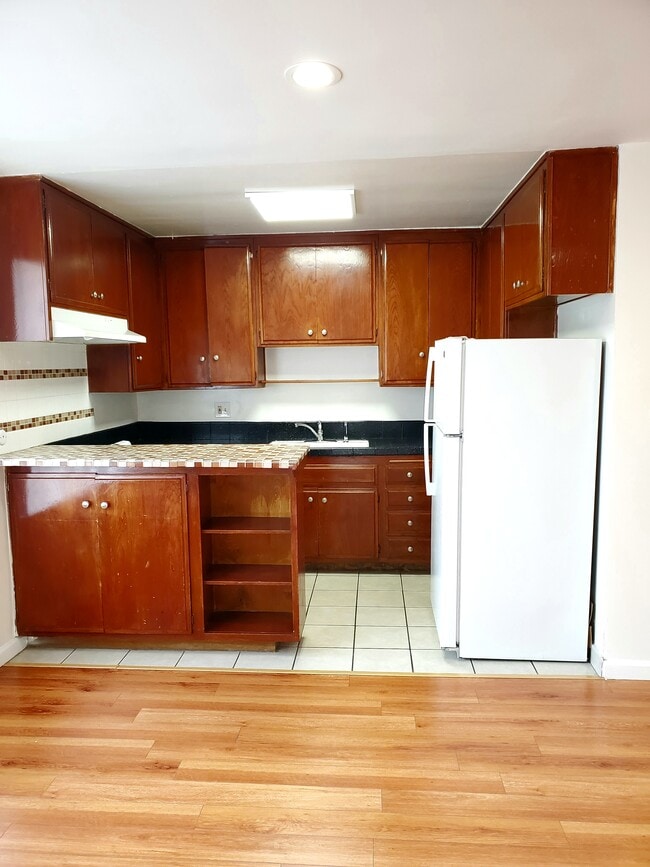 Building Photo - Serrano Towers Apartment