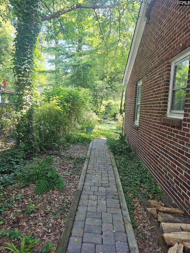 Building Photo - 3947 Live Oak St