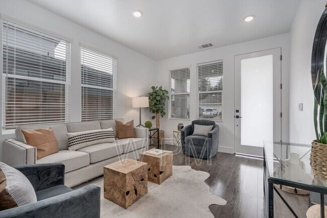 Building Photo - 2275 San Miguel Rd