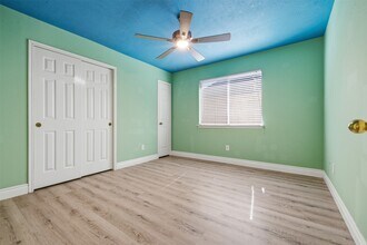 Building Photo - 6426 Portuguese Bend Dr