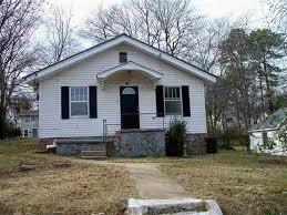 Primary Photo - 150 Centerview St