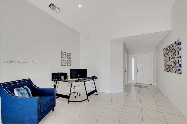Foto del edificio - 13424 SW 144th Terrace