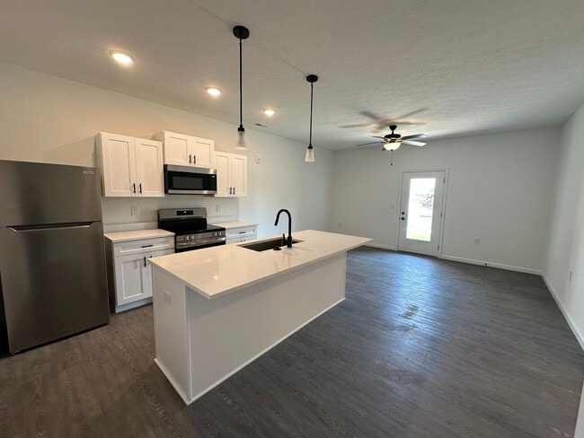 Interior Photo - District 1869