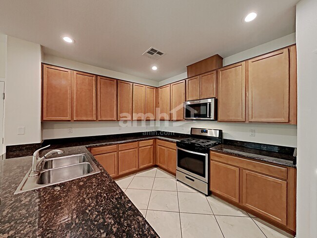 Foto del edificio - 8612 Rowland Bluff Ave