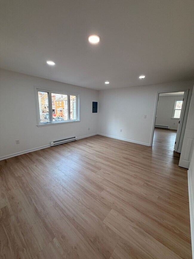 Foto del edificio - 2518 Leticoe St