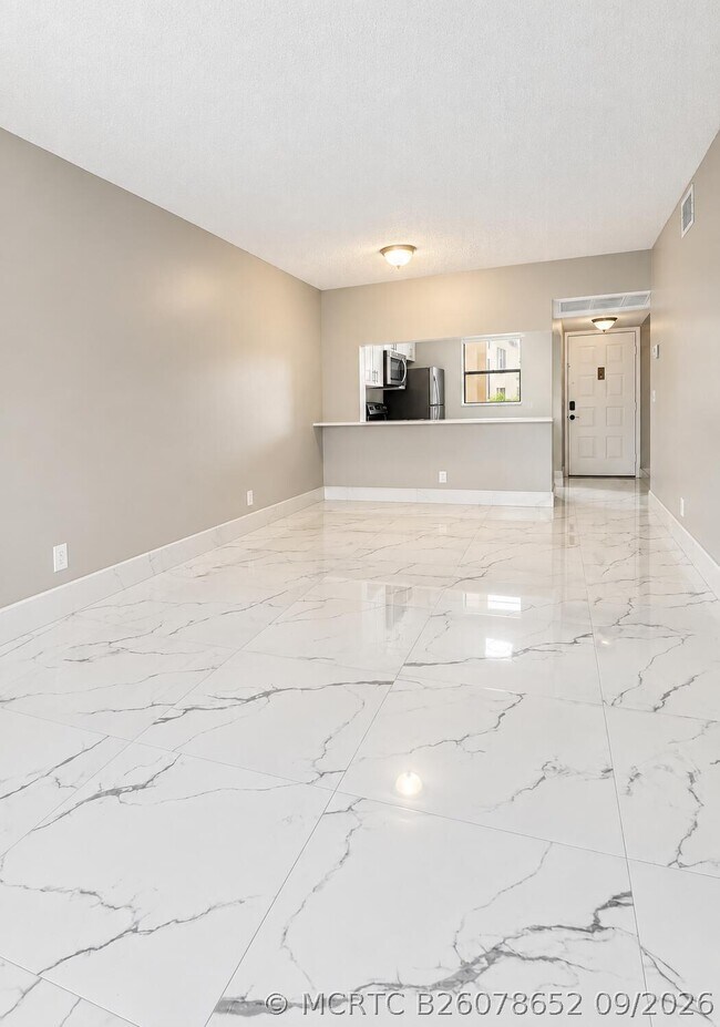 Building Photo - 7101 Golf Colony Ct