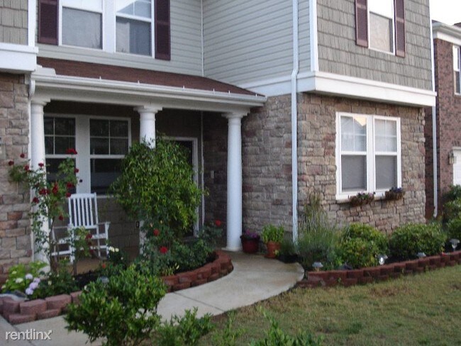 Building Photo - 4 br, 3.5 bath House - 142 Scottish ave