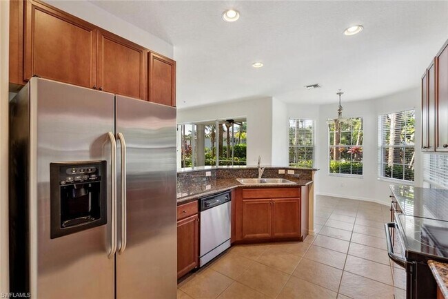 Foto del edificio - 12867 Carrington Cir