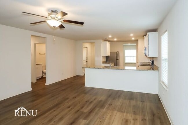 Building Photo - Coming Soon!