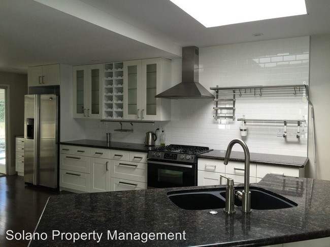 Building Photo - 3 br, 2 bath House - 111 Milita Street