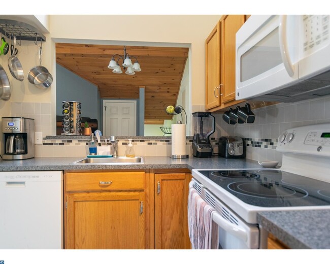 Building Photo - 523 Wexford Way