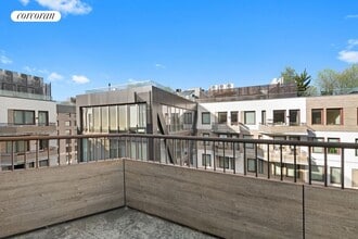 Building Photo - 54 Noll St