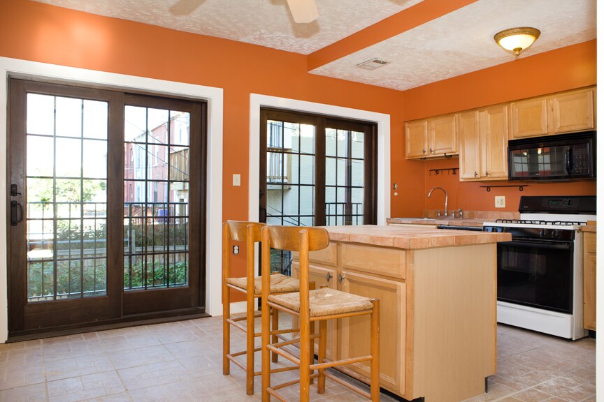 Foto principal - 727 12th St NE